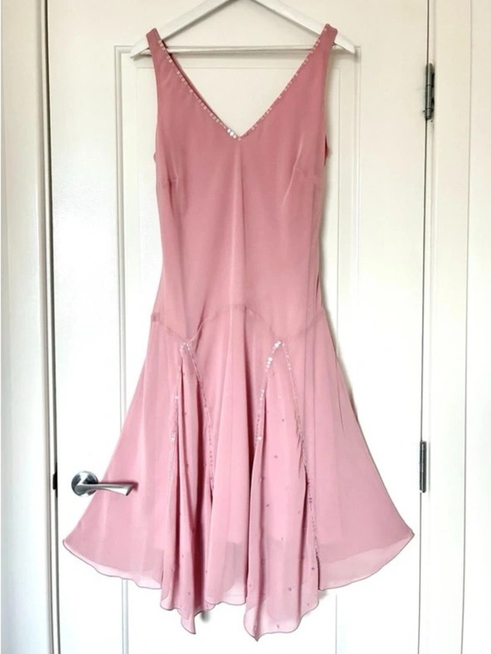 Elegant Pink V-Neck Chiffon Maxi Dress with Sequin Accents